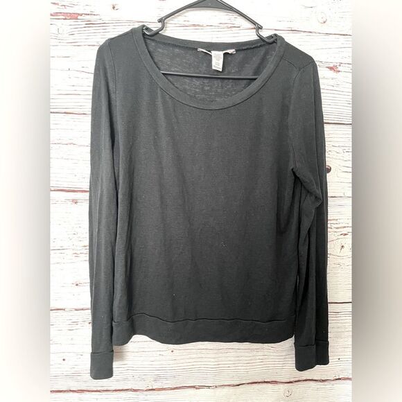 Victoria’s Secret Black Long Sleeve Top - Picture 1 of 3